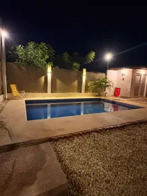 Vacation home with pool in Rosedal - Image 2