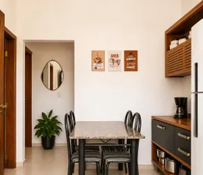 Charming Flat in Downtown 2 Bedrooms. Near the Beaches - Image 2
