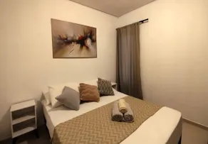 Charming Flat in Downtown 2 Bedrooms. Near the Beaches - Image 5