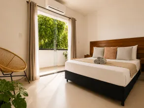 Charming Flat in Downtown 2 Bedrooms. Near the Beaches - Image 5
