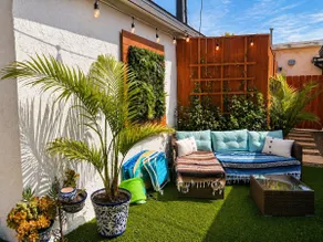 Relaxed Beach Getaway w/Yard, Near Harbor & Pier - Image 2