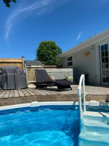 Eva Blue Manor - Image 2