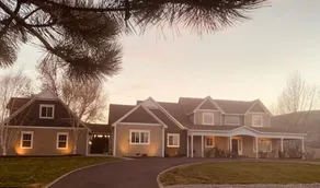 Movie/Music Lovers Haven and Backyard Oasis - Image 4
