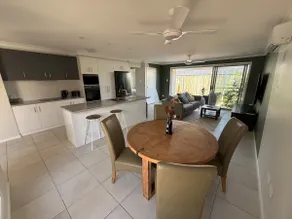 Your modern escape in Glenvale - Image 4