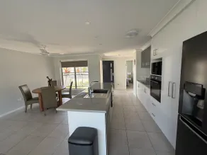 Your modern escape in Glenvale - Image 5