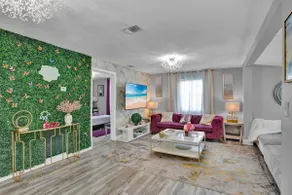 Spacious Retreat w/ Heated Pool & Spa! Two homes - Image 4