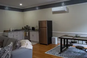 Old Towne Heritage Loft - Image 5