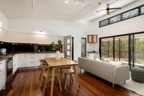A Private Weekend Escape on 40 Acres - Image 2