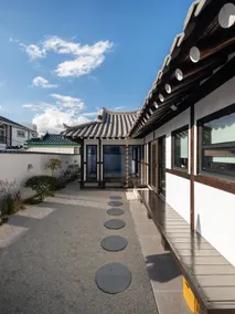 Silver coin ㅣ Wonju Hanok ㅣ Wonju accommodation ㅣ Jacuzzi ㅣ Barbecue ㅣ Standby Me ㅣ Simmons bed ㅣ Dyson - Image 3