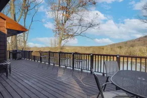 Large Luxury Lake Retreat 10mi to Gettysburg - Image 3