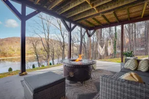 Large Luxury Lake Retreat 10mi to Gettysburg - Image 2