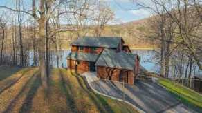 Large Luxury Lake Retreat 10mi to Gettysburg - Image 5
