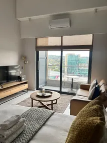 Studio apartment in Menlyn Maine Trilogy 1613 - Image 2