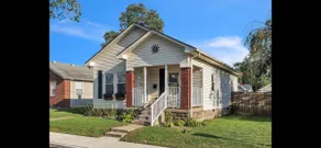 Charming 2BR Hot Tub House - Image 2