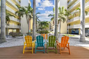 Sunset Beachfront Suite - Gulf Views Pool Paradise - Image 5