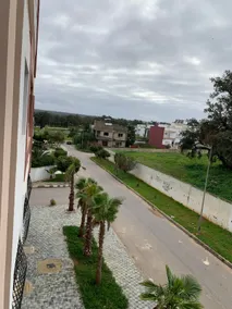 nice apartment right next to McDonald's - Image 5
