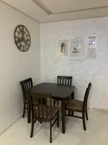 nice apartment right next to McDonald's - Image 4