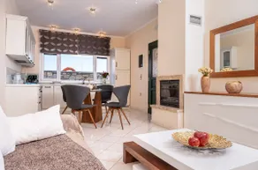 Danae Luxury Apartment - Image 4
