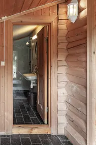 Pleasant log cabin with room for 6 - Image 4