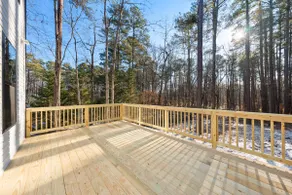 Chapel Hill Woodland Retreat - Image 3