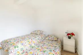 Modern and spacious 3-bedroom apartment in central Cachan - Image 3