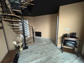 Private suite with sauna and Jacuzzi - Image 4