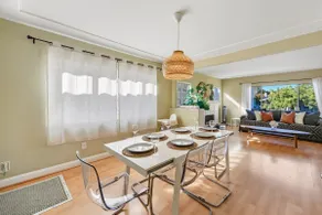 3B2B spacious house close to Cal/ SF W/D & Parking - Image 3