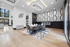 Luxury Modern | King Beds | BBQ | Patio | Suite - Image 3