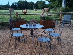July's house - Image 3
