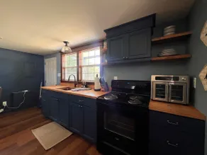 The Cottage - Image 4