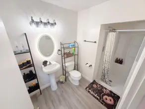 Modern Studio | Sofa Bed + Kitchen Near Rose Bowl - Image 5