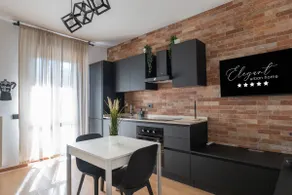 'Elegant Urban Home (Free Parking - 3Km Niguarda)' - Image 2