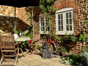 North Norfolk Coastal Cottage in the beautiful village of Snettisham - Image 2