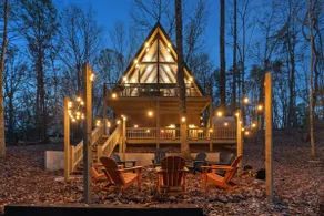 Cozy Romantic Cabin | Sauna Hot Tub & Scenic Views - Image 4