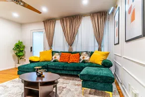 Cozy Luxe Escape| Chic 2BR| Prime Raleigh Location - Image 4