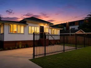 Mooloolaba Family Home l Beach 4 Min Walk l Pets! - Image 4