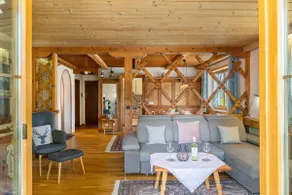 Lake-side vacation home - Image 3