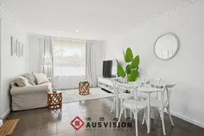 Modern Retreat Near Coogee Beach, Fremantle | BBQ - Image 4