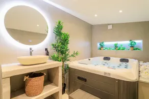 Bali Lodge - Evasion balinaise - Jaccuzzi - Sauna - Image 2