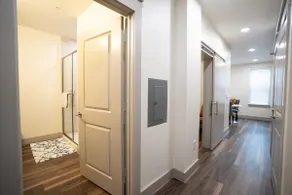 Clean, Cozy and Comfortable apartment - Image 3