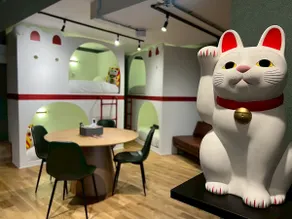 A unique Tokyo stay in Kotokuji, the town of the Maneki Neko, in a ”bed that brings good luck”/about 41㎡/15 minutes by train from Shinjuku - Image 4