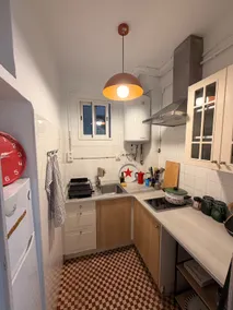 Bright 3 Bedroom Apartment Central Barcelona - Image 4