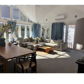 Elegant Art Deco Gem Cosy 3BR Retreat - Image 5