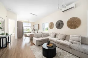 Modern 2BR | Near Airport + Free Parking - Image 2