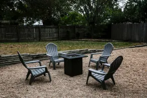 Comfortable, Convenient & Near the Action! - Image 3
