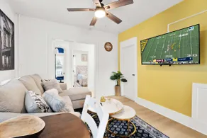 Modern 3BD | Walk to UM Stadium + Free Parking - Image 3
