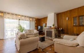 Rustic Country House with Mountain Views, Private Terrace & Wi-Fi in Bonastre - Image 2