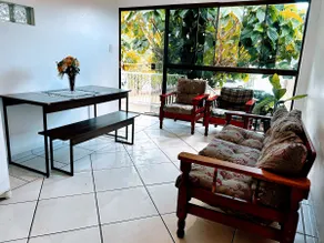 House | 8 people | Next to downtown| barbecue |patio - Image 3
