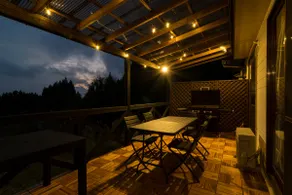 10 min from Kurokawa | Forest lodge | Huge trampoline | Free BBQ | Up to 10 guests | 180 m² - Image 4