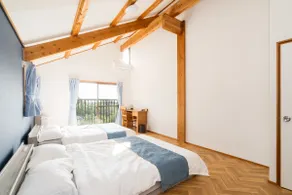10 min from Kurokawa | Forest lodge | Huge trampoline | Free BBQ | Up to 10 guests | 180 m² - Image 5